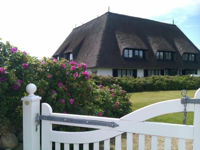 Passat Apartment Wenningstedt-Braderup Екстериор снимка